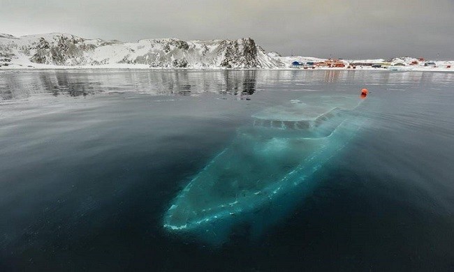 tale of the sunken yacht